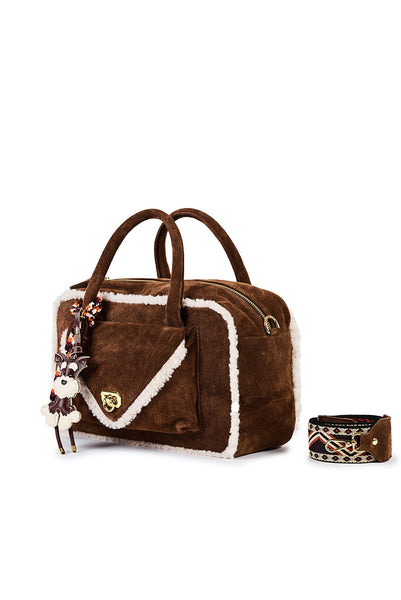 https://imageboutique.it › prodotti › viamailbag-jane-madras-a01-borsa-scamosciata-con-charm