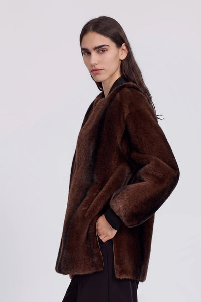 https://imageboutique.it › products › ermanno-firenze-d49ed064e95-bomber-in-visone-ecologico-con-spacchi