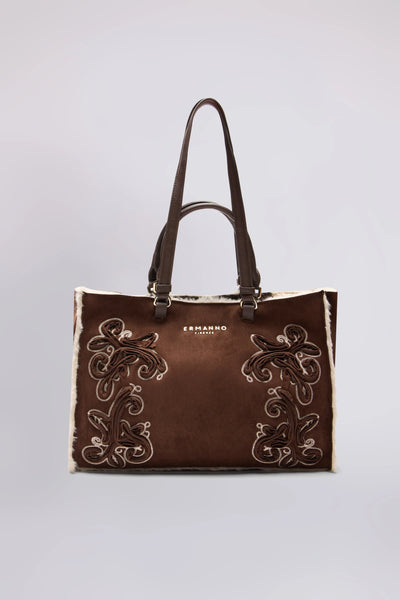 https://imageboutique.it › products › ermanno-firenze-d49es012e2c-borsa-shopping-in-eco-montone-scamosciato-con-ricami