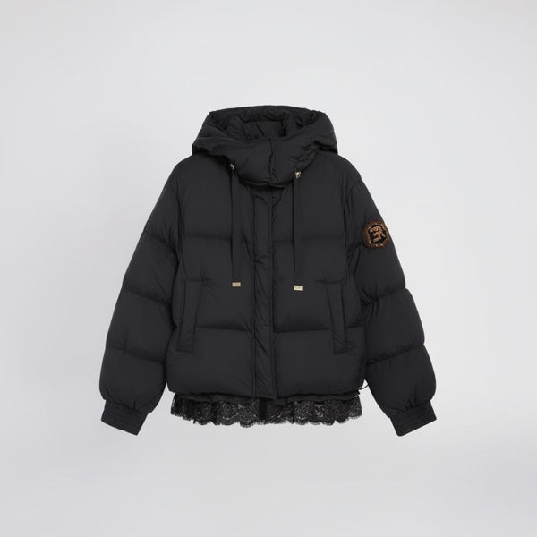 https://imageboutique.it › products › ermanno-firenze-d49ea011ex0-piumino-con-pizzo-al-fondo-e-logo-gioiello