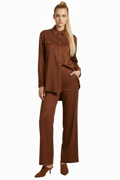 https://imageboutique.it › products › ermanno-firenze-d49ep045e94-pantalone-flare-in-suede-ecologico-con-ricami