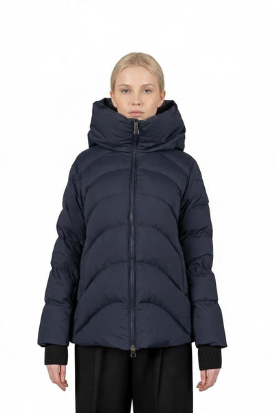 https://imageboutique.it › prodotti › hetrego-8r693f-tynset-giubbotto-trapuntato-cappuccio-fisso-in-piuma-doca