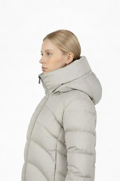 https://imageboutique.it › prodotti › hetrego-8r693f-tynset-giubbotto-trapuntato-cappuccio-fisso-in-piuma-doca