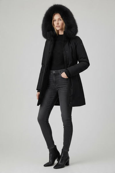 https://imageboutique.it › prodotti › hetrego-8r686f-patricia-parka-nero-cappuccio-fisso