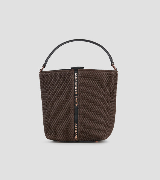 https://imageboutique.it › prodotti › alexander-smith-b177-julie-small-secchiello-in-plissettato-marrone-scuro