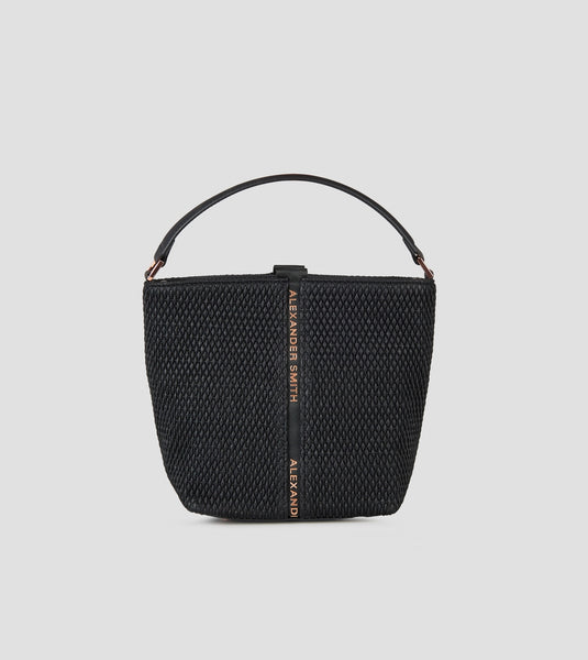 https://imageboutique.it › prodotti › alexander-smith-b177-julie-small-secchiello-in-plissettato-nero