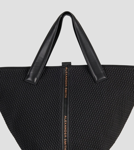https://imageboutique.it › products › alexander-smith-b174-lauren-medium-borsa-a-mano-in-nylon-plissettato-nero